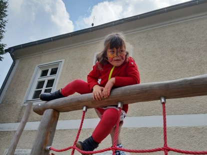 Ausflug mit Kindern - Ausflugsziel ist: ein Museum - Kosmotorik-Parcours - Kräftereich St. Jakob im Walde