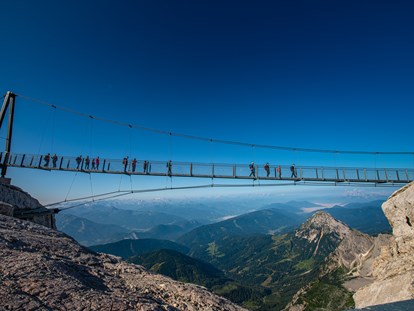 Ausflug mit Kindern - Bad Ischl - Nervenkitzel mit Aussicht verspricht die höchstgelegene Hängebrücke Österreichs. - Dachstein Seilbahn & Gletscher