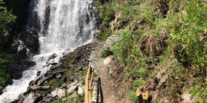Ausflug mit Kindern - Trentino-Südtirol - Egger Wasserfall - auf dem Weg zum Klammbach Wasserfall - Familienwanderung zum Klammbach Wasserfall