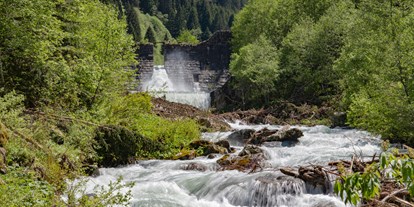 Ausflug mit Kindern - Ausflugsziel ist: ein Weg - Vorarlberg - Der "Litzdamm" im Silbertal im Montafon - Der Sagenwanderweg (Sagenweg) vom Kristberg ins Silbertal