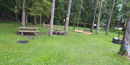 Ausflug mit Kindern - Vorarlberg - Kinderspielplatz im Wald  - Abenteuerspielplatz Gemsle