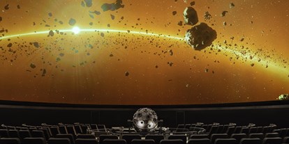 Ausflug mit Kindern - Berlin - Asteroiden und Frühes Sonnensystem im Planetariumssaal des Zeiss-Großplanetarium ©SPB-Natalie-Toczek - Zeiss-Großplanetarium Berlin