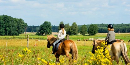 Ausflug mit Kindern - Ausflugsziel ist: ein Bauernhof - Reiter- und Erlebnisbauernhof Groß Briesen