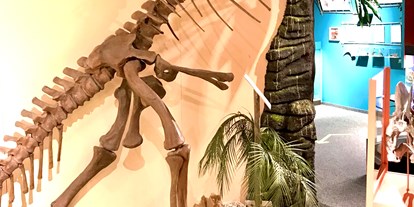 Ausflug mit Kindern - Ausflugsziel ist: ein Museum - Plateosaurier - Sauriermuseum Bellach