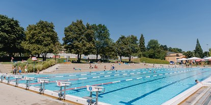Ausflug mit Kindern - Rhein - 50m Becken im Freibad (Wintersaison gedeckt und geheizt) - KSS Sport- und Freizeitpark Schaffhausen