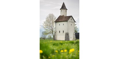 Ausflug mit Kindern - Vorarlberg - Die Mittelweiherburg wurde in der zweiten Hälfte des 16. Jahrhundert erbaut. Nach vielen Besitzerwechseln siedelte sich dort Ende des 18. Jahrhunderts die Textilindustrie an. - Textildruck-Museum Mittelweiherburg