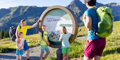 Ausflug mit Kindern - Ausflugsziel ist: ein Weg - Vorarlberg - Golmi´s Forschungspfad