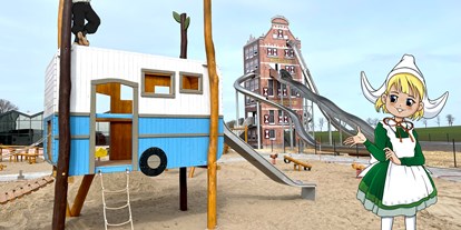 Ausflug mit Kindern - Oranienburg - Die Maskottchen Anni & Theo auf dem Holland-Spielplatz - Holland-Park