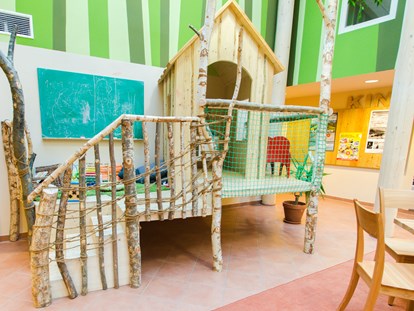 Ausflug mit Kindern - Bad Ischl - Indoor-Spielbereiche zum Toben in den JUFA Hotels
