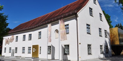 Ausflug mit Kindern - Oberbayern - Museum Erding (Altbau mit angrenzendem modernen Neubau) Foto: Museum Erding - Museum Erding