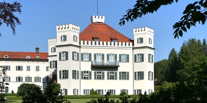 Ausflug mit Kindern - Starnberger See - Schloss Possenhofen am Starnberger See Ufer gelegen. Nicht zu besichtigen! - Kaiserin Elisabeth Museum