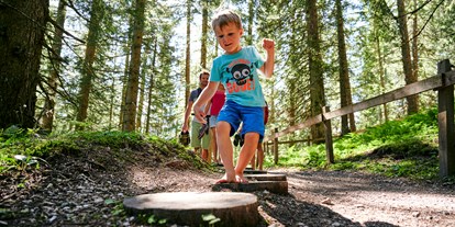 Ausflug mit Kindern - Vorarlberg - Barfuss-Weg