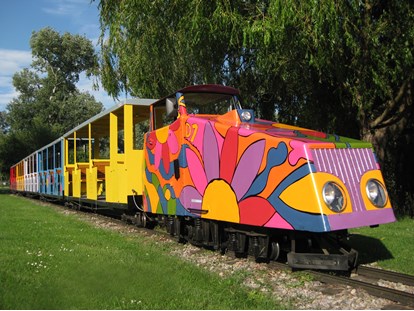 Ausflug mit Kindern - Baden (Baden) - "Peace Train" der Donauparkbahn - Donauparkbahn
