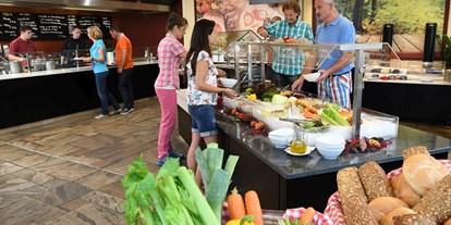 Ausflug mit Kindern - Niederösterreich - saisonale und regionale Küche im Gartenrestaurant frisch zubereitet
© Paul Plutsch - Kittenberger Erlebnisgärten