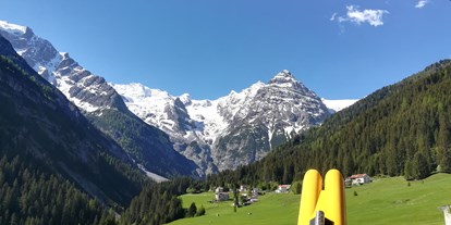 Ausflug mit Kindern - Trentino-Südtirol - Besucherzentrum naturatrafoi des Nationalparks Stilfserjoch - Aussichtsbalkon - Nationalparkhaus naturatrafoi