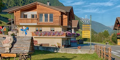 Ausflug mit Kindern - Gsieser Tal - Das Museum von aussen am Ende von St.Johann im Ahrntal  - Mineralienmuseum Kirchler