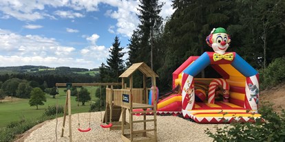Ausflug mit Kindern - Oberösterreich - Große Hüpfburg, Wald-Rutschen, Kletterfelsen, Sandkasten uvm. - Böhmerwaldpark