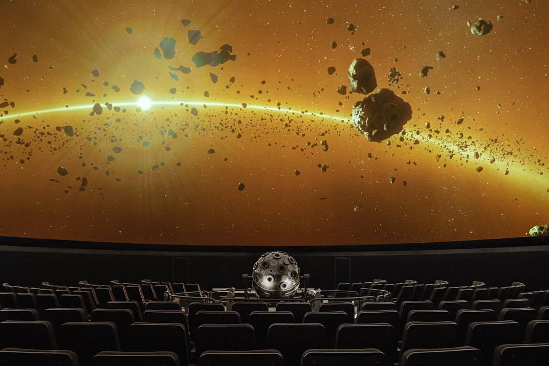 Ausflugsziel: Asteroiden und Frühes Sonnensystem im Planetariumssaal des Zeiss-Großplanetarium ©SPB-Natalie-Toczek - Zeiss-Großplanetarium Berlin