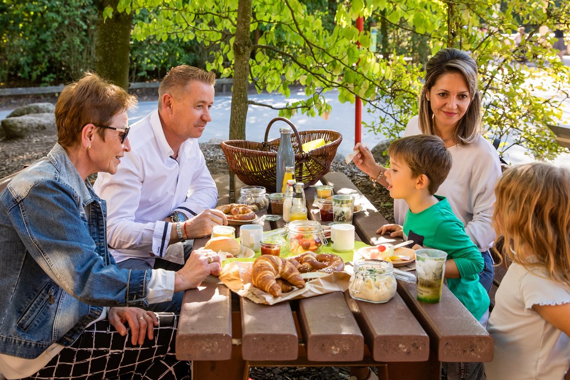 Ausflugsziel: Der Gastronomiepartner des Allwetterzoos bietet Picknickkörbe an. Damit wird ein Tag im Zoo auch kulinarisch ein besonderes Erlebnis. - Allwetterzoo Münster
