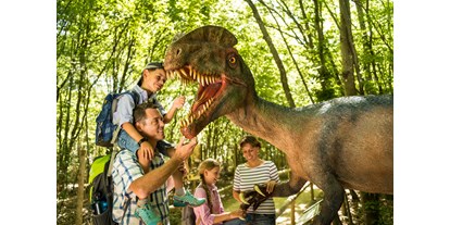 Ausflug mit Kindern - Rheinland-Pfalz - Dilophosaurus - der "Teufelsschlucht-Saurier" - Dinosaurierpark Teufelsschlucht