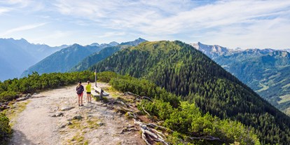 Ausflug mit Kindern - Schladming-Dachstein - Aussichtsreise Wanderungen starten bei der Hochwurzen - Gipfelbahn Hochwurzen