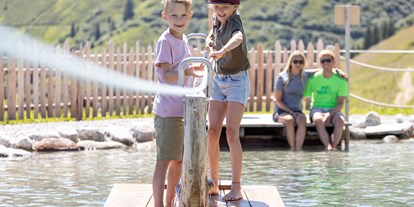 Ausflug mit Kindern - Zillertal - © Archiv TVB Tux-Finkenberg
Almspielerei Eggalmbahn Wasserspiele - Almspielerei Eggalm