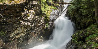 Ausflug mit Kindern - Schladming - das Rauschen des Wassers ist in der Klamm zu hören und zu spüren - Alpinsteig durch die Höll - Wilde Wasser