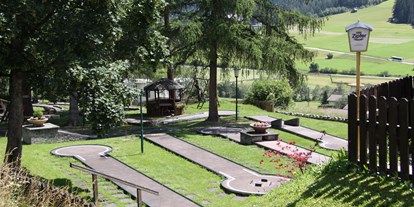 Ausflug mit Kindern - Tirol - Minigolfvergnügen für Gross und Klein in Fulpmes - Minigolf Fulpmes