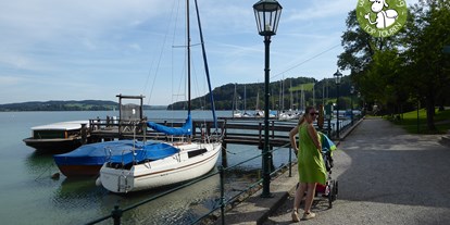 Ausflug mit Kindern - Mattsee - Eine der schönsten Promenaden im Salzburger Seenland.  - Bajuwarendorf Mattsee