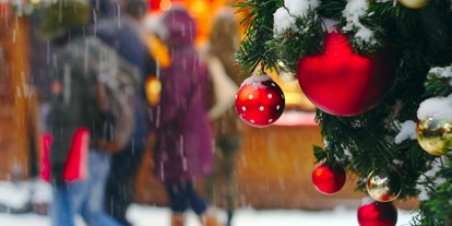 Ausflug mit Kindern - Fuschlsee - Weihnachtsmarkt, Adventmarkt, Christkindlmarkt in Hof bei Salzburg - Schloss Fuschl Adventmarkt