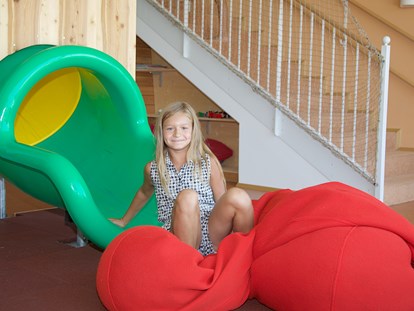 Ausflug mit Kindern - Salzburg und Umgebung - Indoor-Spielbereiche zum Toben in den JUFA Hotels